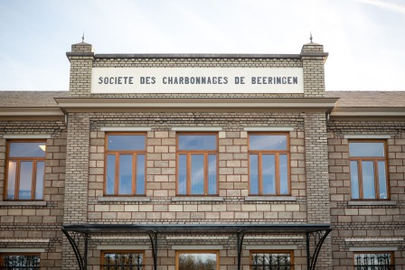 voorgevel tekst charbonnages